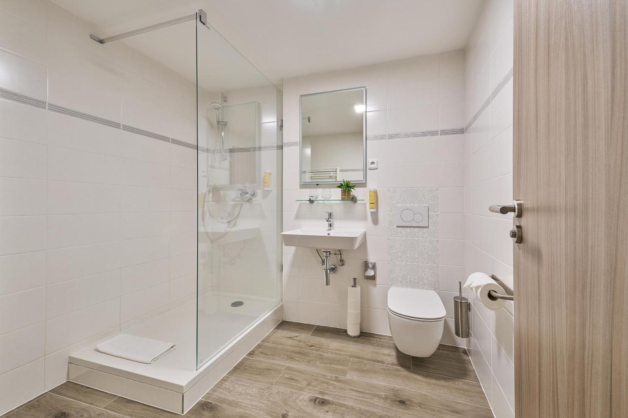 Hotel Obzor Pec pod Snezkou Esterno foto