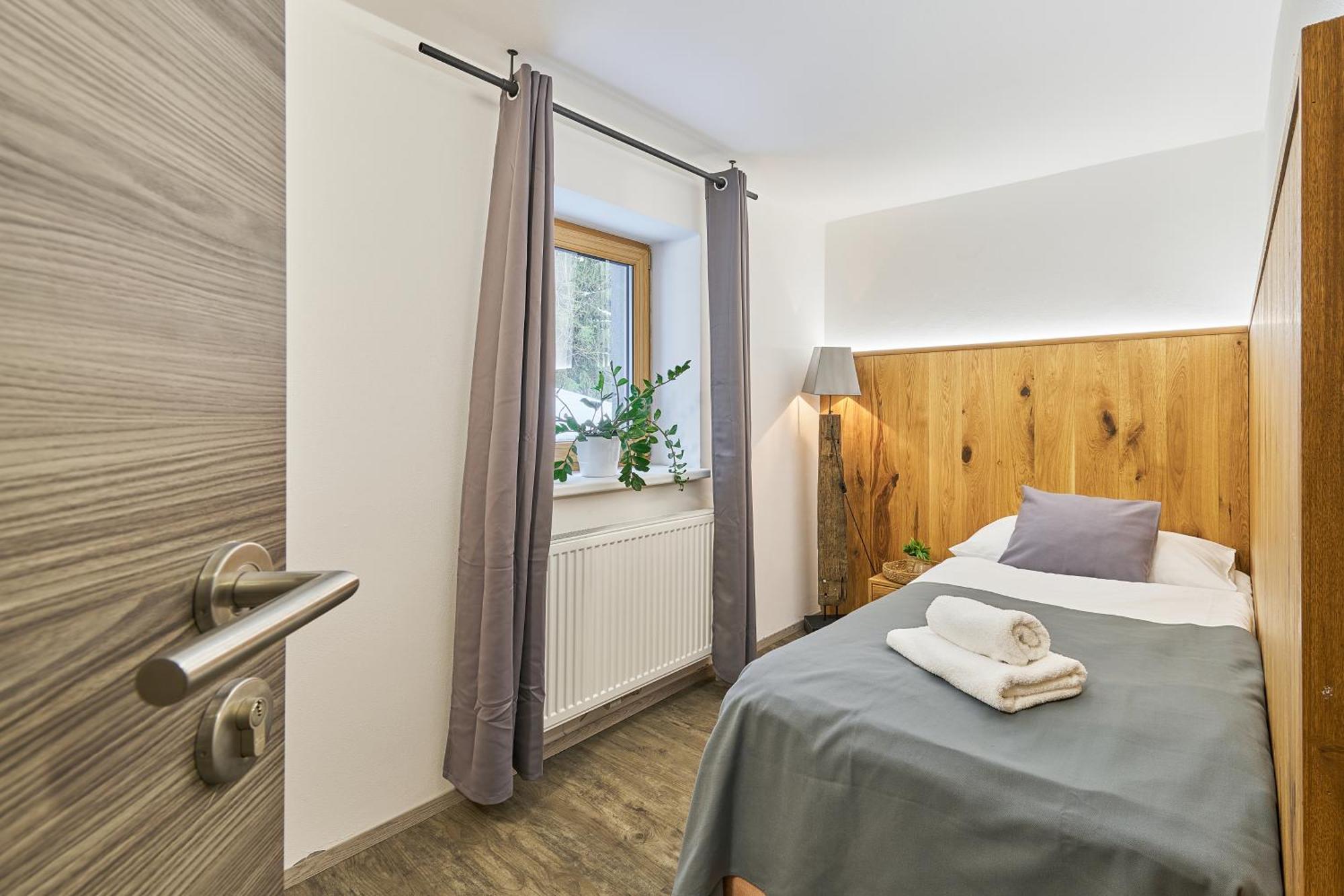 Hotel Obzor Pec pod Snezkou Esterno foto