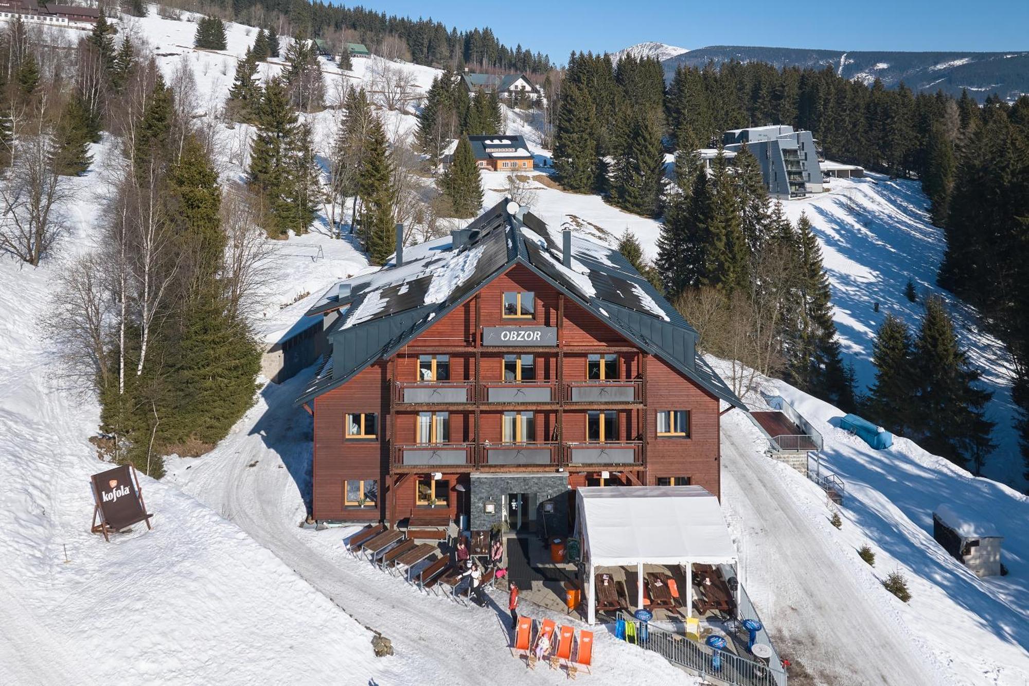 Hotel Obzor Pec pod Snezkou Esterno foto