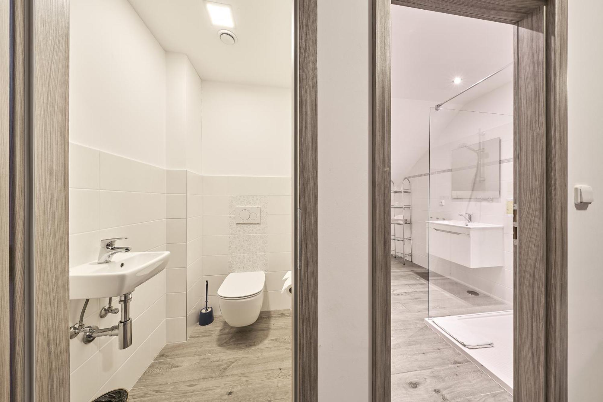 Hotel Obzor Pec pod Snezkou Esterno foto